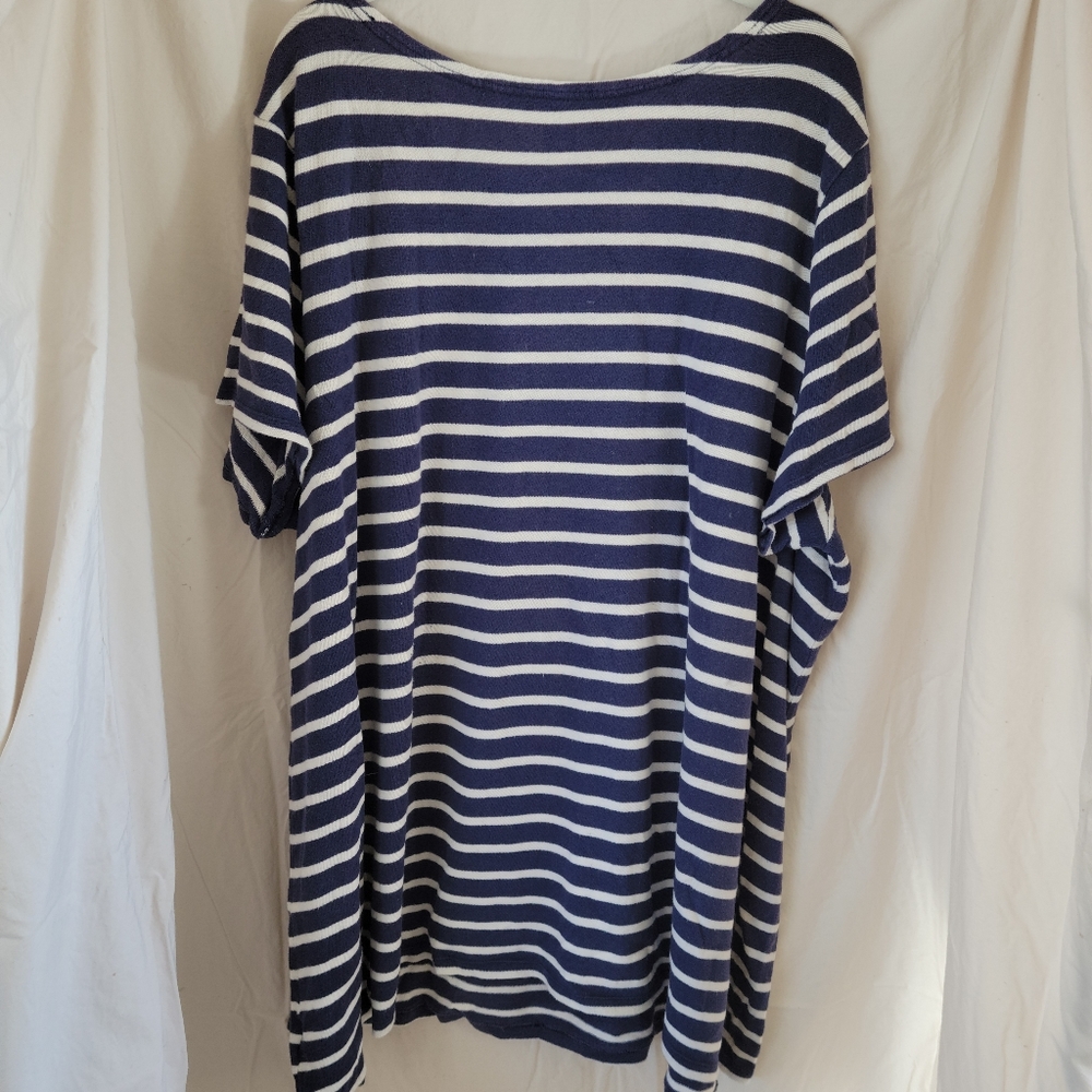 Striped Old Navy T-shirt - Picture 3 of 3